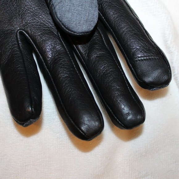 NWT UGG MEN'S TECH ENABLED LEATHER QUILTED GLOVES - Picture 2 of 4